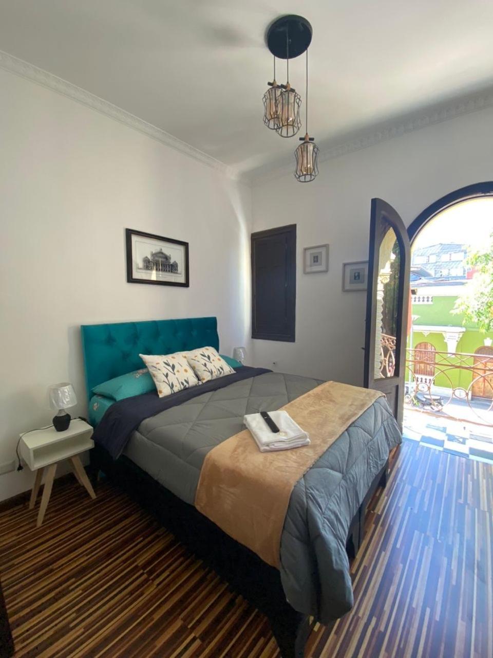 Hostal El Raco 산티아고 외부 사진